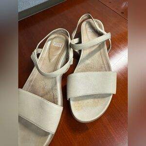 Eileen Fisher Neutral Cream Leather Slingback Sandals